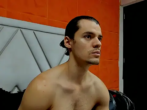 maxi styles online show from February 2026 12:33:02 PM