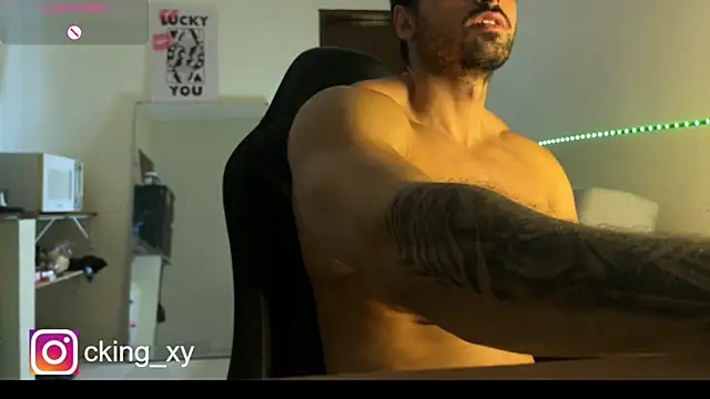 Lucasfit24 online show from March 2026 02:54:02 PM