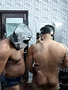 vaibhavchugh38 online show from April 2026 07:05:01 PM