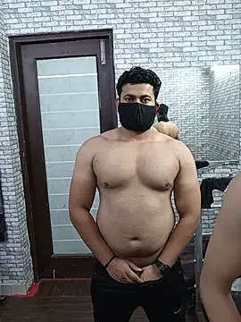 vaibhavchugh38 online show from May 2026 06:03:01 PM