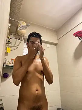 Snapshot of cute_modell chatting on February 2025 09:47:02 AM cute modell online show from February 2025 09:47:02 AM