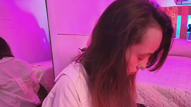 coral jonesss online show from October 2025 02:25:02 PM