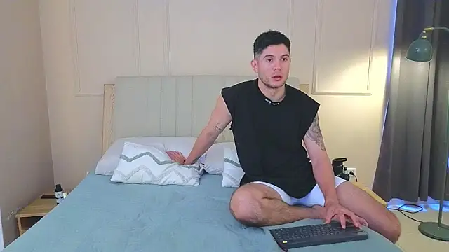 Snapshot of mr_danni chatting on June 2026 07:45:01 PM mr danni online show from June 2026 07:45:01 PM