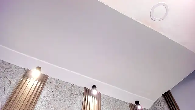 LuciaWallace online show from March 2026 10:06:01 PM