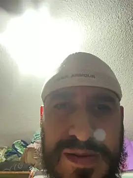 Snapshot of leonardohot1987 chatting on January 2025 06:35:01 AM leonardohot1987 online show from January 2025 06:35:01 AM