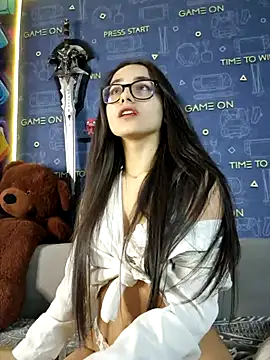 Snapshot of LittleX_Angel chatting on February 2025 12:58:01 PM LittleX Angel online show from February 2025 12:58:01 PM