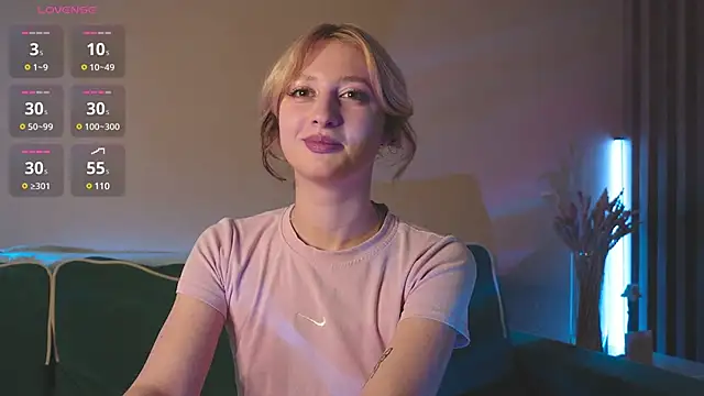 milasmiu online show from February 2025 06:15:02 PM