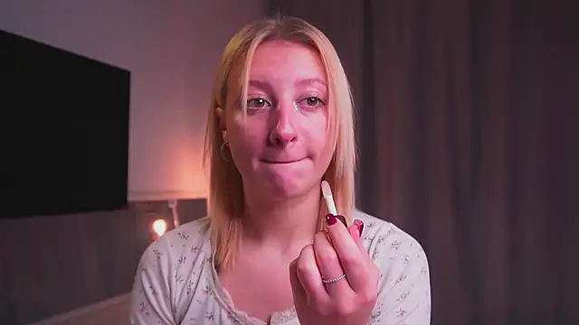 milasmiu online show from September 2025 03:01:02 PM