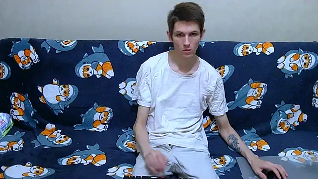 Lester Broo online show from July 2026 09:03:01 PM
