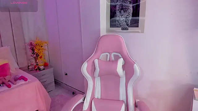 tamy xoo online show from February 2025 07:51:01 PM