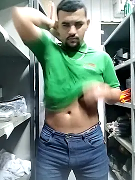 mamauara092 online show from June 2026 05:49:02 PM