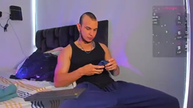 austinoficial online show from February 2026 10:28:02 PM