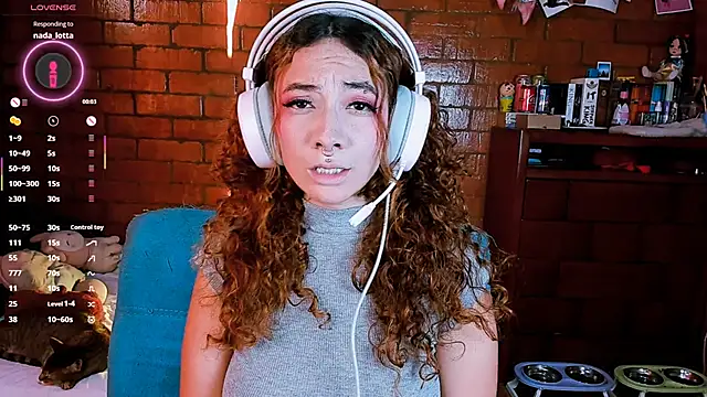 Annycolin  online show from April 2026 10:33:02 PM