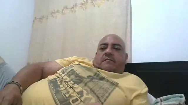 Sr JakoXXXX online show from November 2025 02:42:02 AM