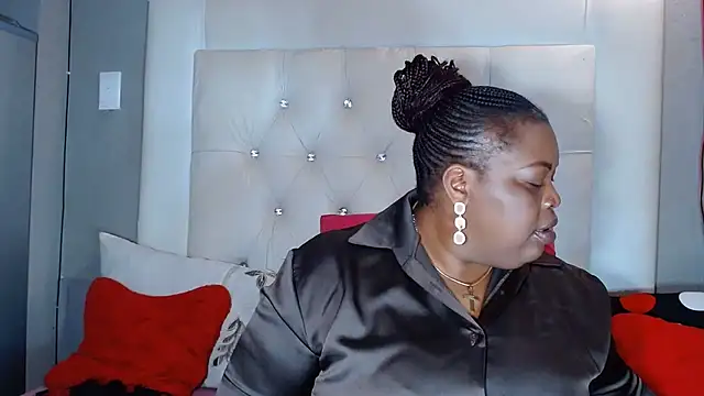 Snapshot of omalicha98 chatting on June 2026 07:40:02 AM omalicha98 online show from June 2026 07:40:02 AM