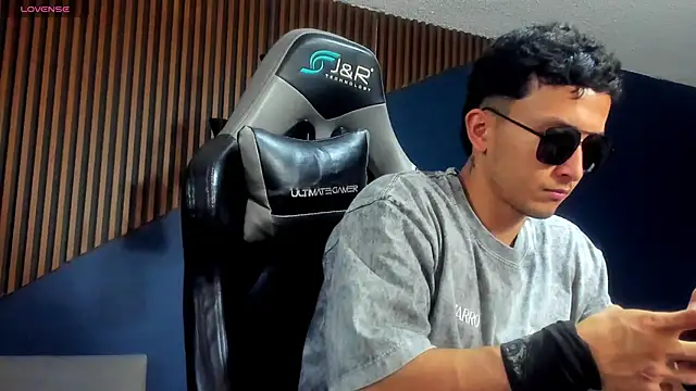 BrandonColee online show from January 2025 12:47:02 PM