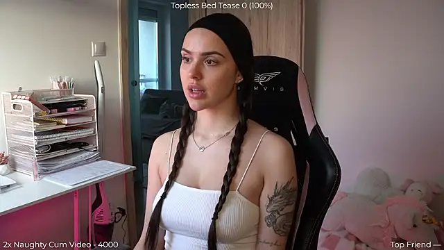 NaomiiMoon online show from March 2026 04:24:02 PM