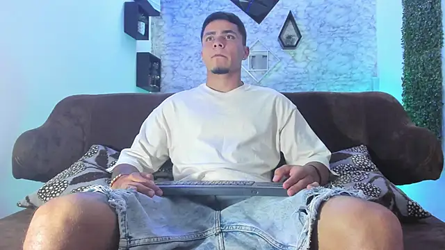 Thomass conor online show from October 2025 10:10:01 PM