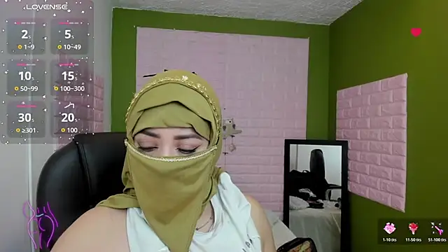 zahra Jalid online show from October 2025 10:34:02 PM