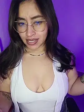 Snapshot of AnonymousGirl chatting on July 2026 04:42:02 PM AnonymousGirl online show from July 2026 04:42:02 PM
