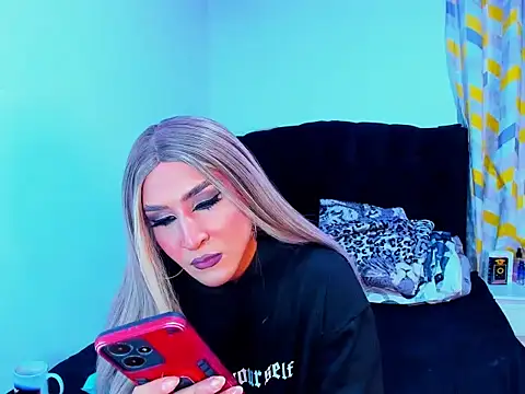 Georgina Giio online show from November 2025 01:48:02 AM