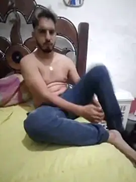 alejo5288 online show from February 2026 04:22:01 AM