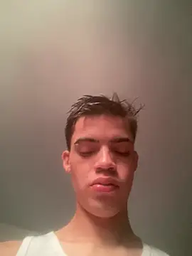 Snapshot of Latinos_2001 chatting on July 2026 12:56:02 PM Latinos 2001 online show from July 2026 12:56:02 PM
