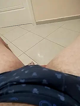 xristoss11 online show from March 2025 04:06:02 PM