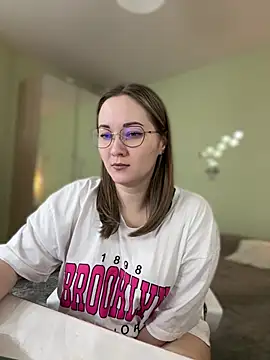 Snapshot of Kiss_My_Body chatting on January 2025 02:26:02 AM Kiss My Body online show from January 2025 02:26:02 AM