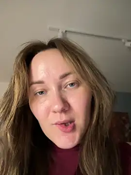 Snapshot of Kiss_My_Body chatting on May 2026 11:31:02 PM Kiss My Body online show from May 2026 11:31:02 PM