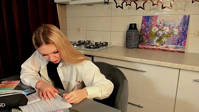 SynnoveEyre online show from February 2025 02:21:01 PM