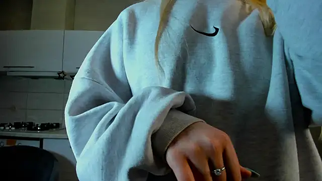 SynnoveEyre online show from February 2025 05:21:01 PM