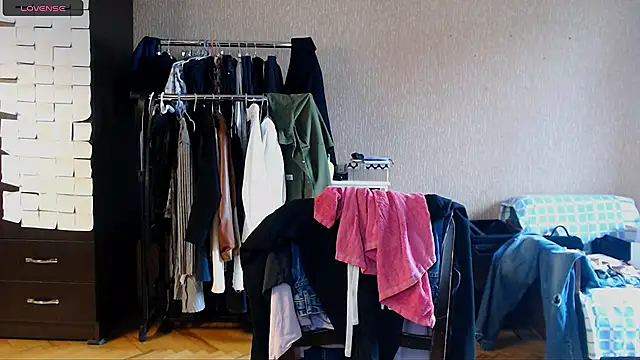  Roselina  online show from April 2026 08:01:02 AM