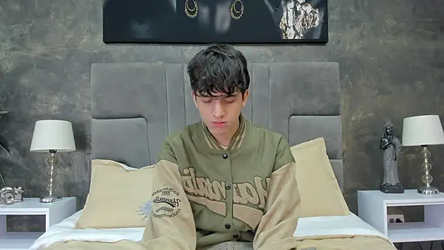 bruce hans online show from December 2025 11:48:01 AM