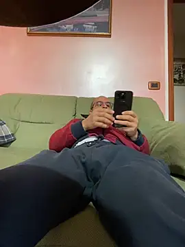 Snapshot of sempreilmio2 chatting on March 2025 11:06:02 AM sempreilmio2 online show from March 2025 11:06:02 AM