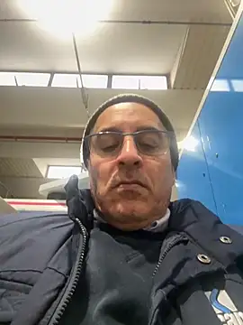 sempreilmio2 online show from December 2025 11:37:01 AM