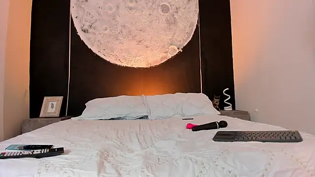 EthaanCox online show from October 2025 09:16:01 PM