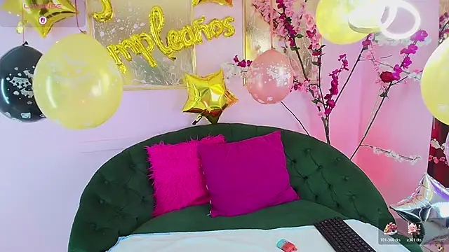 scarlette69 online show from December 2025 08:39:02 PM