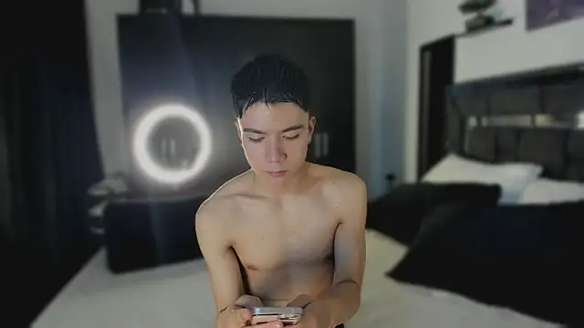 alanblack1 online show from March 2026 02:56:01 PM