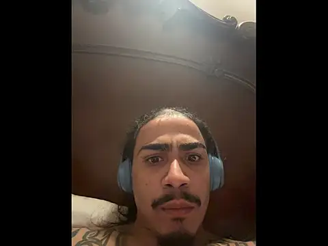 Snapshot of jamesx14877 chatting on November 2025 05:39:02 AM jamesx14877 online show from November 2025 05:39:02 AM