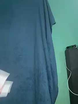 Snapshot of pinkywetter chatting on November 2025 11:01:02 AM pinkywetter online show from November 2025 11:01:02 AM