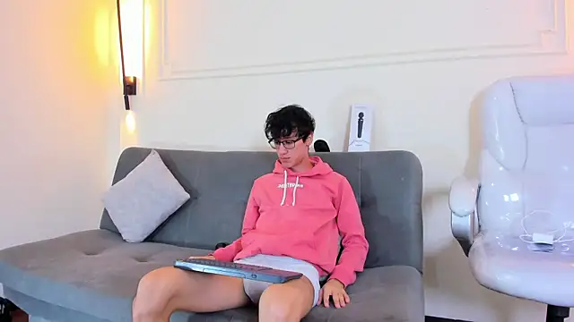 Cum hunters online show from January 2026 03:20:02 AM