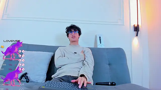 Cum hunters online show from February 2026 03:11:01 AM