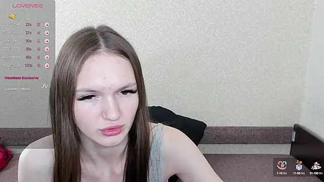 Browni Kiss online show from February 2025 04:31:01 PM