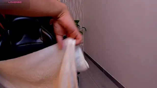 Brad Summer online show from October 2025 05:12:02 PM