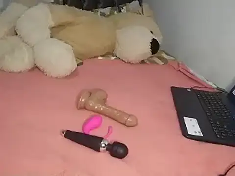 Snapshot of Chandy012 chatting on February 2026 10:15:01 PM Chandy012 online show from February 2026 10:15:01 PM