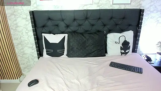 Snapshot of stefany_pablo1 chatting on February 2025 12:37:01 PM stefany pablo1 online show from February 2025 12:37:01 PM