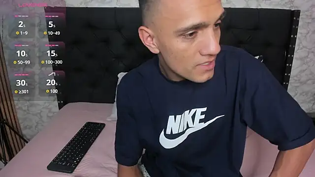 Snapshot of stefany_pablo1 chatting on February 2025 12:39:02 PM stefany pablo1 online show from February 2025 12:39:02 PM