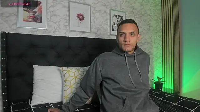 Snapshot of stefany_pablo1 chatting on March 2025 01:29:01 PM stefany pablo1 online show from March 2025 01:29:01 PM