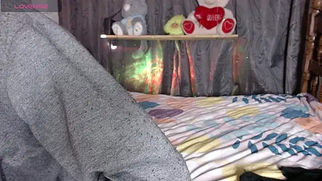 Snapshot of stefany_pablo1 chatting on November 2025 12:37:01 PM stefany pablo1 online show from November 2025 12:37:01 PM